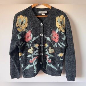 Vintage Norton McNaughton Gray Floral Wool Sweater